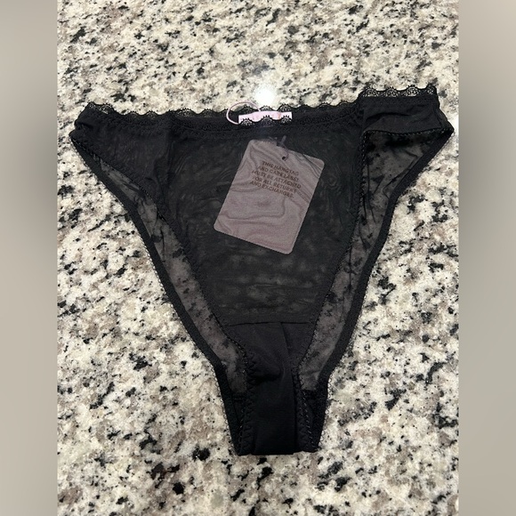 Savage X Fenty Black Lace Underwire Bra Intimates 34a bra and XS panties - Picture 3 of 8